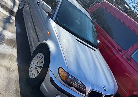 BMW 316i touring Edition Lifestyle