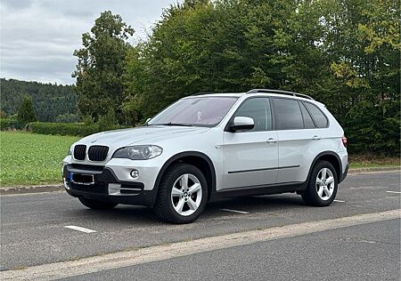BMW X5 xDrive30d -AHK/Standheizung/HeadUp/Softclose
