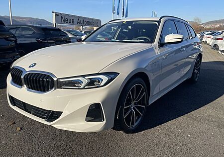 BMW 330e Touring AHK,HiFi,Stop&Go