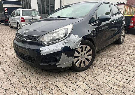 Kia Rio gebraucht kaufen Kia Rio 1.2