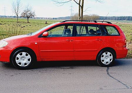 Toyota Corolla Kombi 1.6 Klima