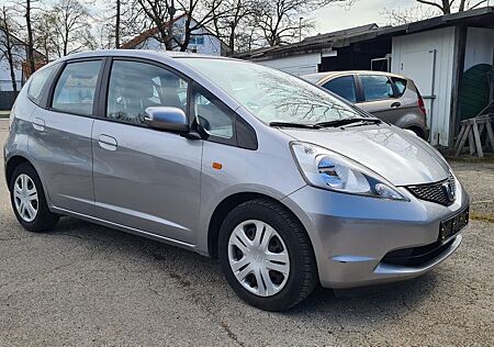 Honda Jazz 1.2 Trend mit 90 PS * KLIMA * 1-HAND *