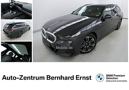 BMW 520d xDrive Tou M Sportpaket AHK Pano StandHeiz.