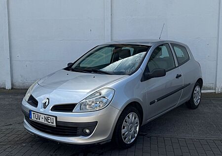 Renault Clio III Expression 1.HAND PDC