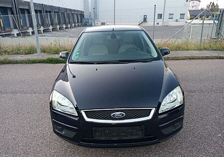 Ford Focus 1,6 Ghia Ghia