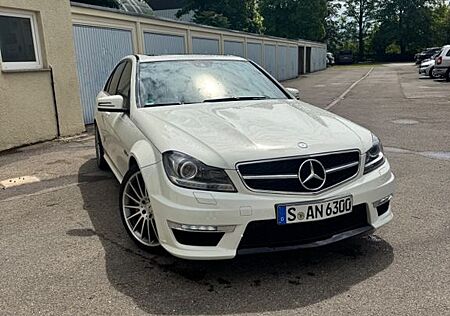 Mercedes-Benz C 63 AMG