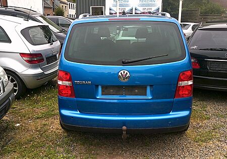 VW Touran Volkswagen Highline