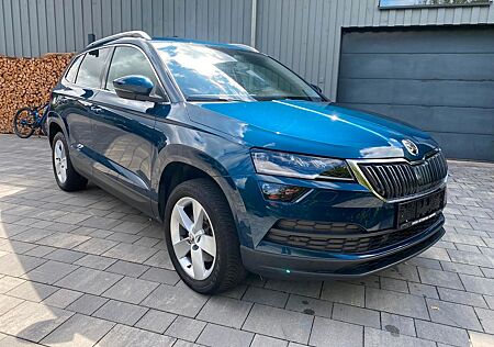Skoda Karoq 1,5TSI DSG Style AHK LED ACC NAV 1.Hand