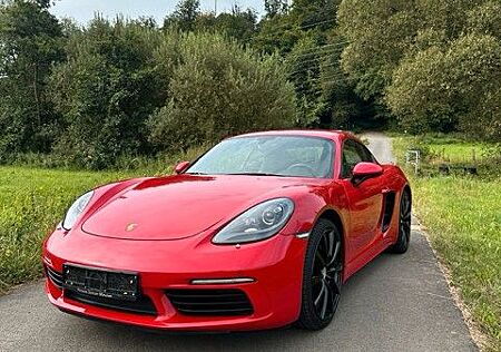 Porsche Cayman 718