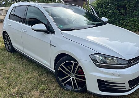 VW Golf Volkswagen 2.0 TDI BMT GTD ACC/SG/RFK/GS