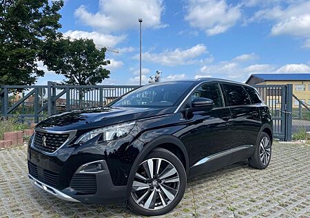 Peugeot 5008 Gt Pano/360kam/Massage/Memory/Key/Carplay