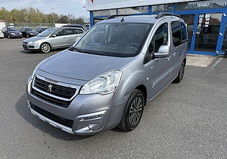 Peugeot Partner Tepee Outdoor NAVI AHK PDC