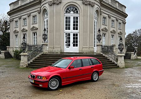 BMW 323i TOP TÜV BIS 02.2027 MOTOR TROCKEN