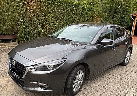 Mazda 3 1.5 SKYACTIV-D 105 Exclusive-Line Exclusiv...