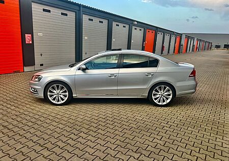 VW Passat Volkswagen 2.0 TDI 177ps R-Line Sportpaket Individue