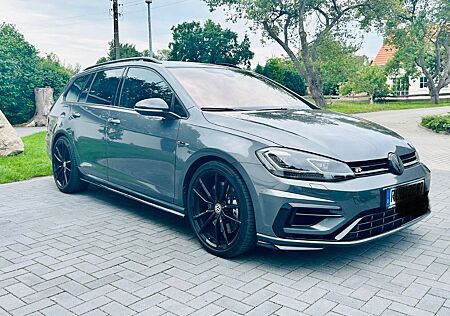 VW Golf Volkswagen 2.0 TSI DSG 4MOTION R Variant Performance