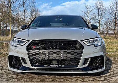 Audi RS3 8V FL Limo *No OPF*VMAX*RS-Sitze*B&O*MOVIT*
