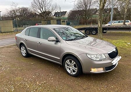 Skoda Superb 2.0 TDI CR 125kW Elegance Elegance