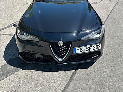 Alfa Romeo Giulia 2.0 Turbo 16V 206kW AT8-Q4 Veloce Veloce