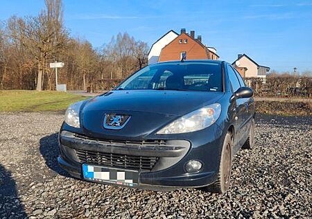 Peugeot 206 1.1 TÜV bis 01/2028