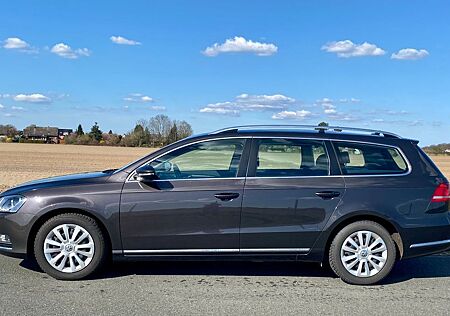 VW Passat Variant Volkswagen Passat B7 2.0 TDI DSG Comfort 2011 Panorama