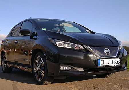 Nissan Leaf TEKNA Bose LED Leder Top Ausstattung