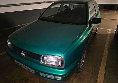 VW Golf Volkswagen 1.6 Movie --- Es wird 2026 zum Oldtimer.