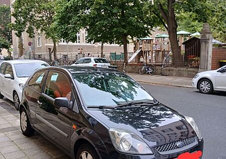 Ford Fiesta 1,3 TÜV 4/2027