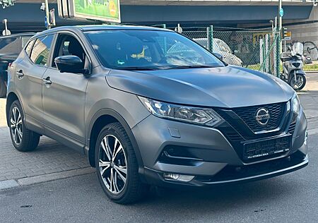 Nissan Qashqai N-Connecta LED/STHZ/KAMERA