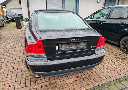 Volvo S60 2.4 T -