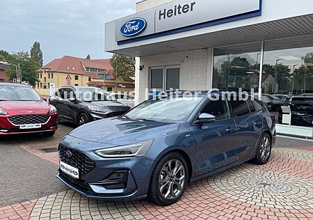 Ford Focus 1.5 EB Auto. Turnier ST-Line X / MatrixLED