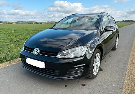 VW Golf gebraucht kaufen VW Golf Volkswagen VII 7 Variant TDI DSG PANO AHK COMFORTLINE