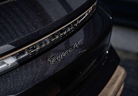 Porsche Taycan 4 Cross Turismo