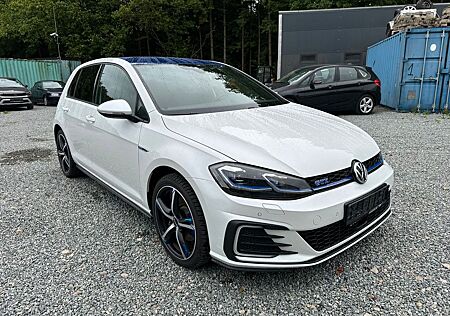 VW Golf Volkswagen VII Lim. GTE Edition Plug-In-Hybrid DSG