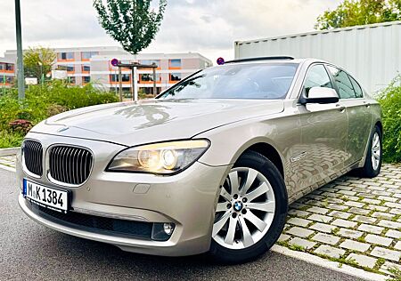 BMW 740d xDrive Scheckheft/Vollausstatt./Rentnerfzg.