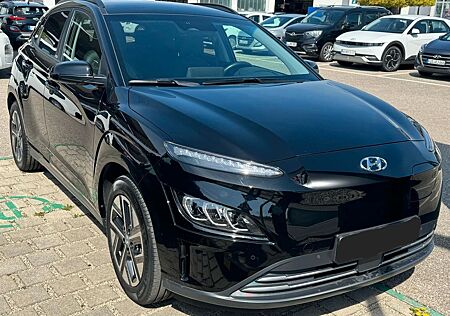 Hyundai Kona Elektro ELEKTRO 150kW Select-Paket -