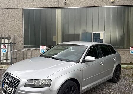 Audi A3 1.6 Attraction Sportback