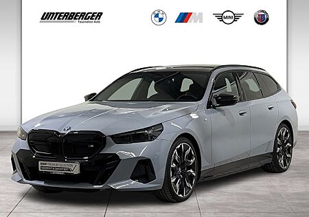 BMW i5 M60 xDrive Touring Pro B&W ACC 360° Pano HUD