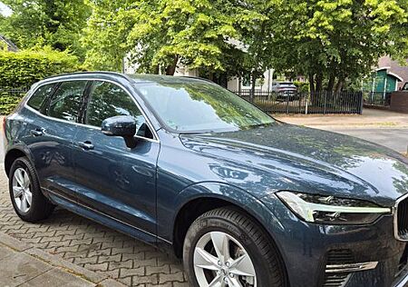 Volvo XC 60 XC60 B4 Momentum 22 000 Keine Kratzer