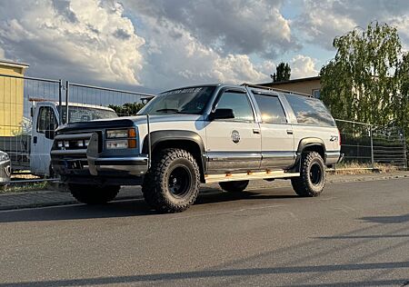 Chevrolet Suburban GMC 5.7 C1500, H-Zul, TÜV neu