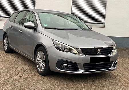 Peugeot 308 AUTOMATIK Allure *NAVI/2X PDC/AppleCarPlay*