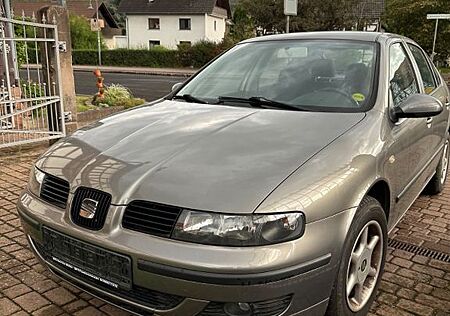Seat Leon 1,6 16V Stella Stella