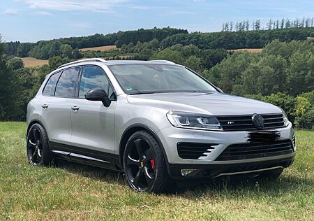 VW Touareg Volkswagen 3.0 V6 TDI R-Line Terrain Tech