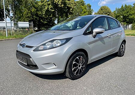 Ford Fiesta Trend 5 Tür 1.3 Benziner Klima Tüv-Neu