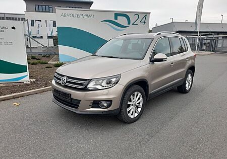 VW Tiguan Volkswagen 2.0 TDi Life 4Motion Xennon NaVi