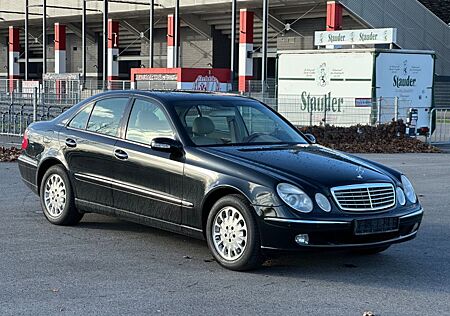 Mercedes-Benz E 320 *AUTOMATIK*LEDER*SITZHZ*SCHIEBEDACH*