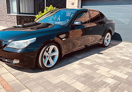 BMW 550i -E60