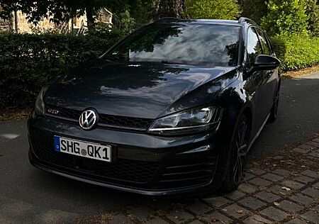 VW Golf Volkswagen 7 GTD Variant 2.0 TDI ACC AHK SHZ PDC