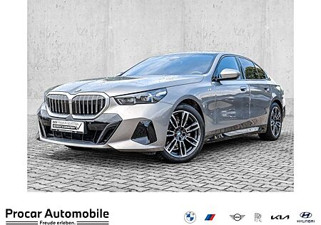 BMW 520d xDrive Limousine M Sport Pano Standheiz. DA