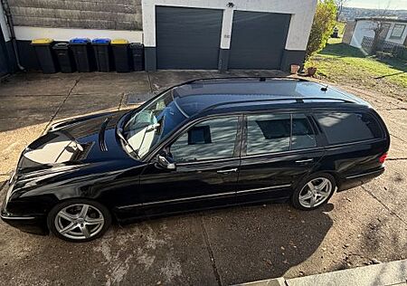 Mercedes-Benz E 240 T AVANTGARDE Avantgarde